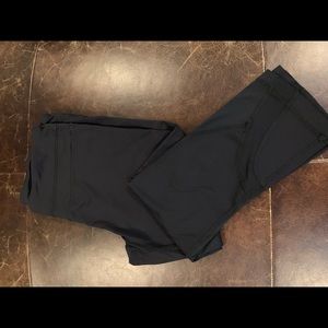 Lululemon Inspire Crop